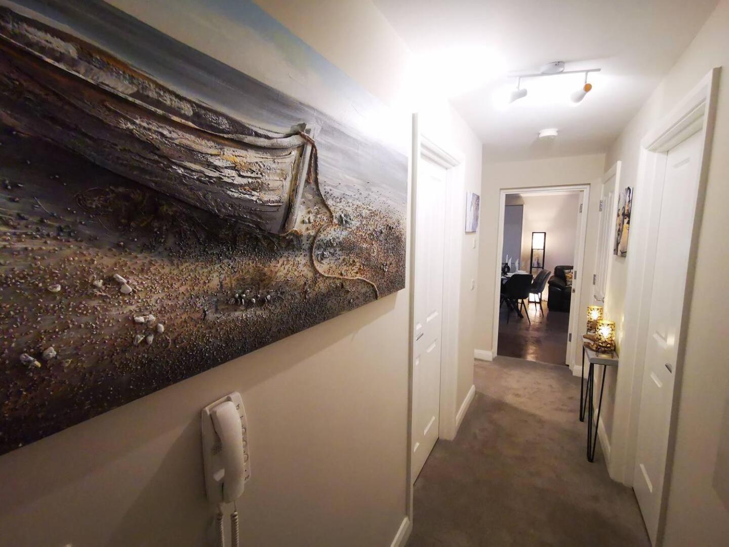 Belfast Central 2 Bedroom Luxurious Modern Stay ภายนอก รูปภาพ